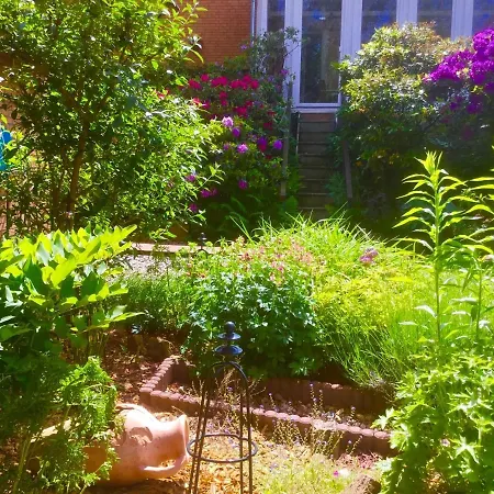 Kassel Souterrain In Stadtnaehe Mit 2 Baedern Und Ev Lademoeglichkeit Apartamento *