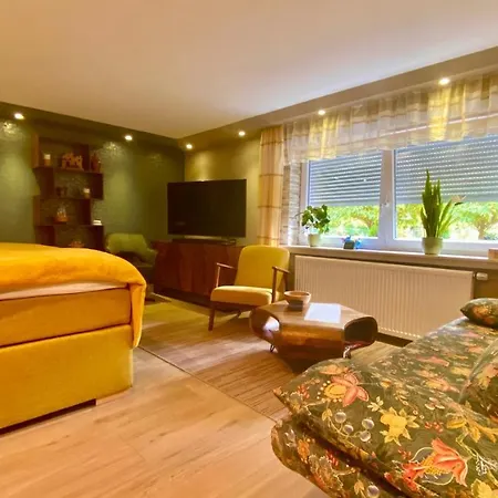 Kassel Souterrain In Stadtnaehe Mit 2 Baedern Und Ev Lademoeglichkeit