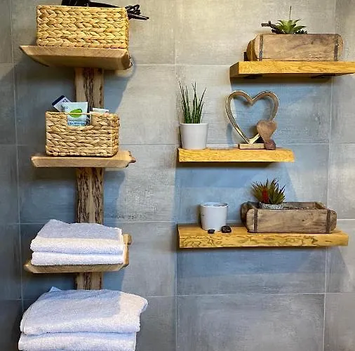 דירה Kassel Souterrain In Stadtnaehe Mit 2 Baedern Und Ev Lademoeglichkeit Niestetal