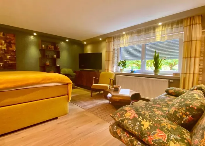 Kassel Souterrain In Stadtnaehe Mit 2 Baedern Und Ev Lademoeglichkeit